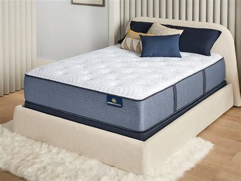 Serta mattress reviews - After testing it out, we decided that the Serta Arctic is 5.5 out of 10 on the firmness scale. The industry standard for a medium-firm mattress is 6.5 out of 10, so that …